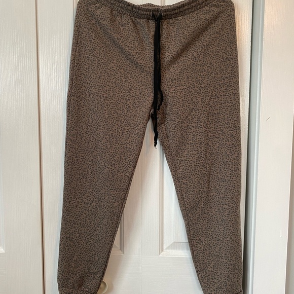 Leopard print track pants - Picture 1 of 5